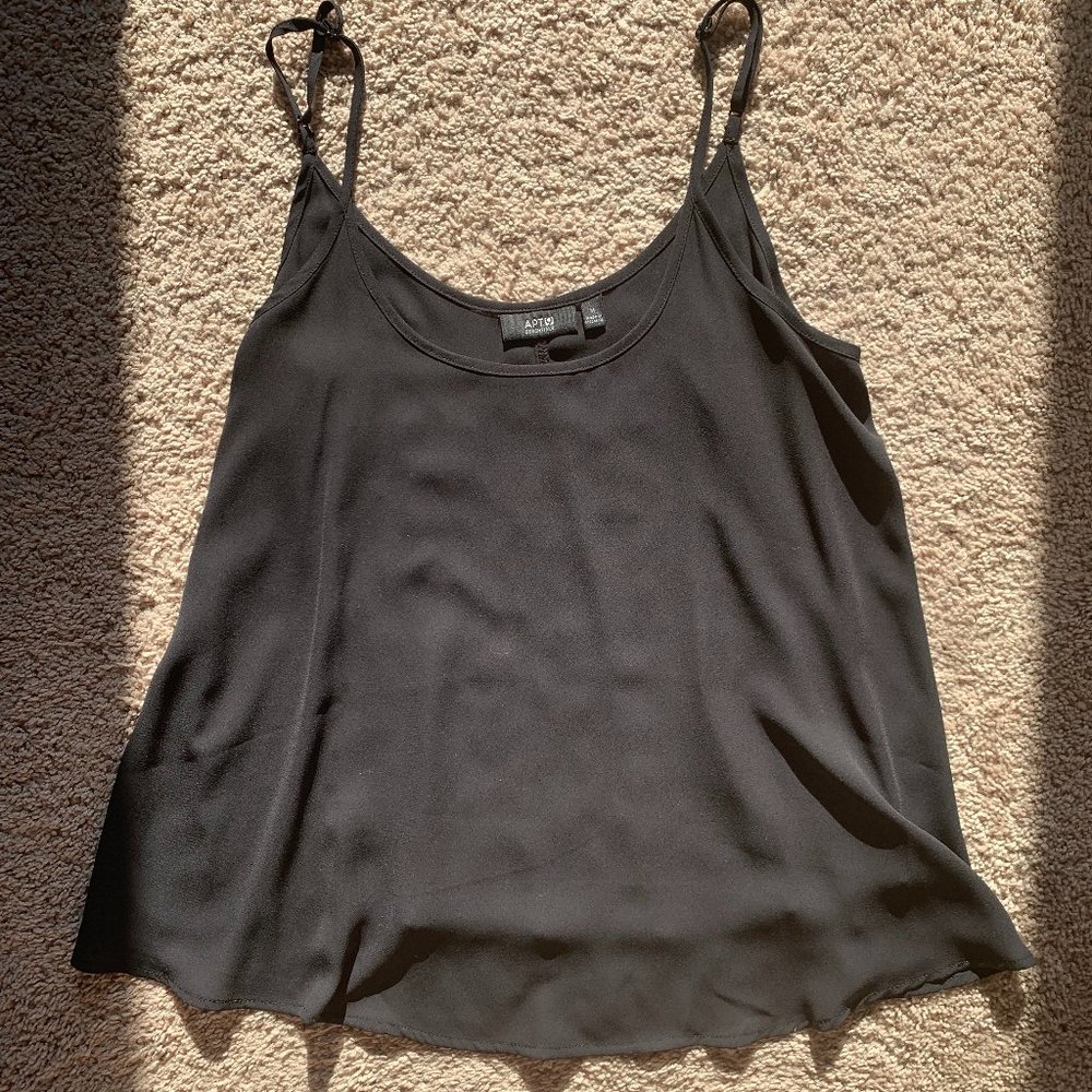 Apt 9 Top